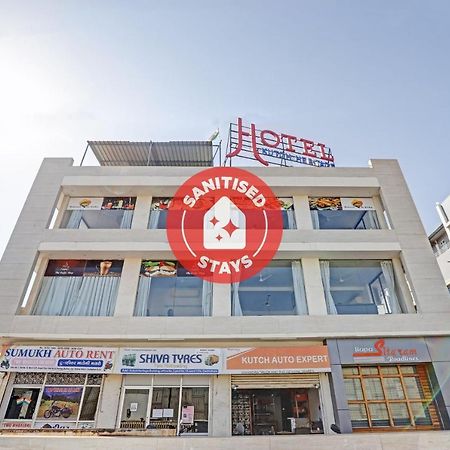 Collection O 86331 Hotel Kutch Heritage Khari Rohar Buitenkant foto